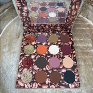 Spoiled Cosmetics Eyeshadow Palette